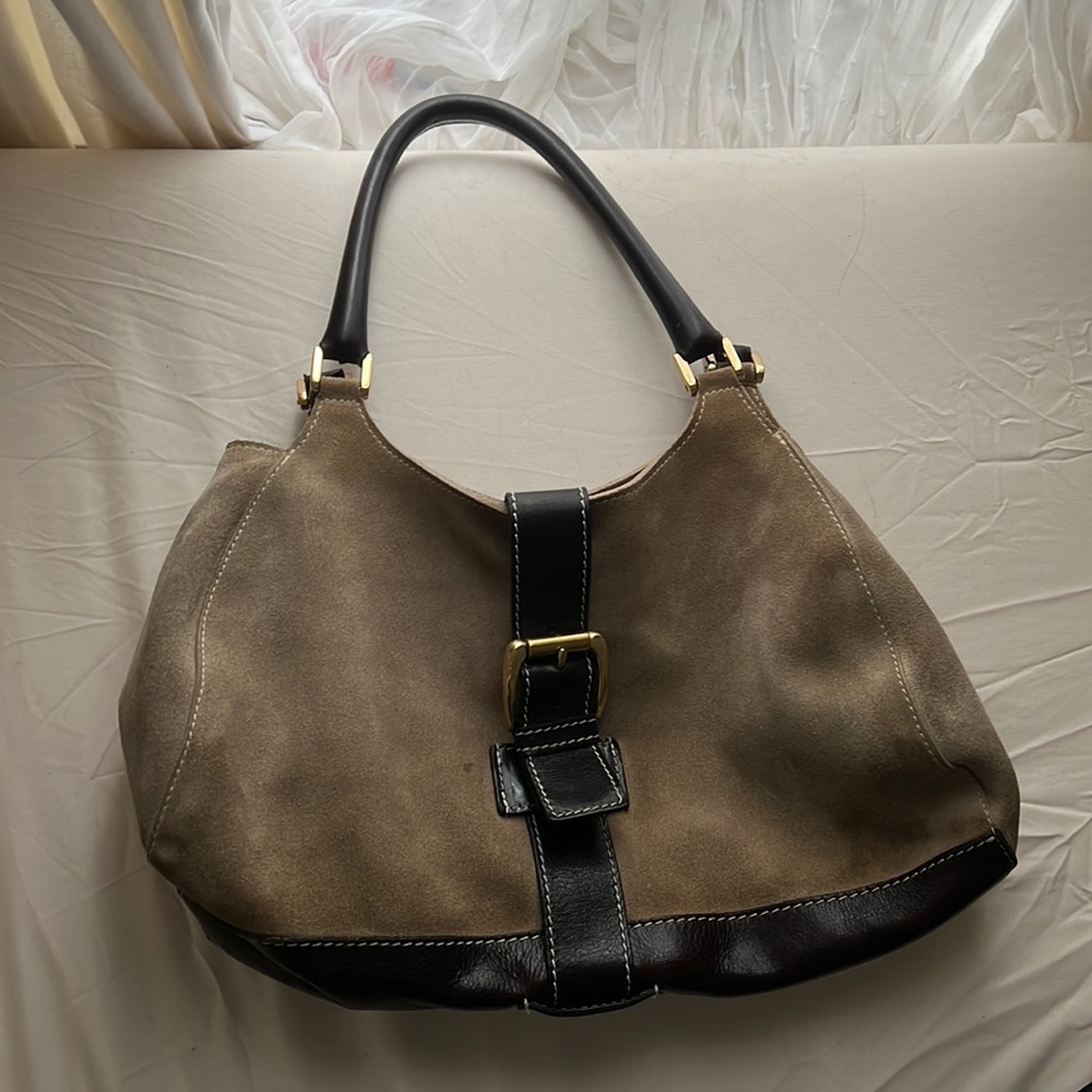 Bought from thred up. Brand is Kelly Pollock